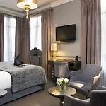 Lumen Louvre 4*