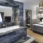 Lumen Louvre 4* Paris