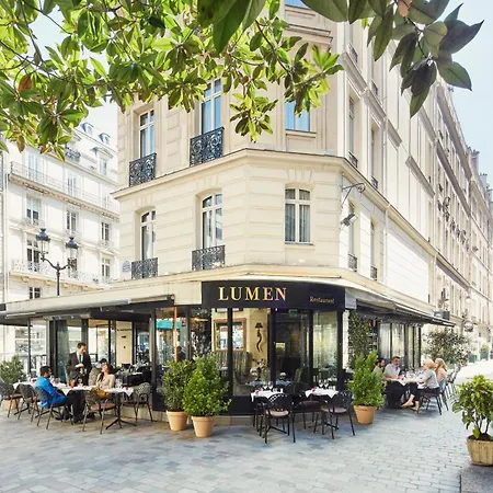 ルーメン ルーヴル ホテル