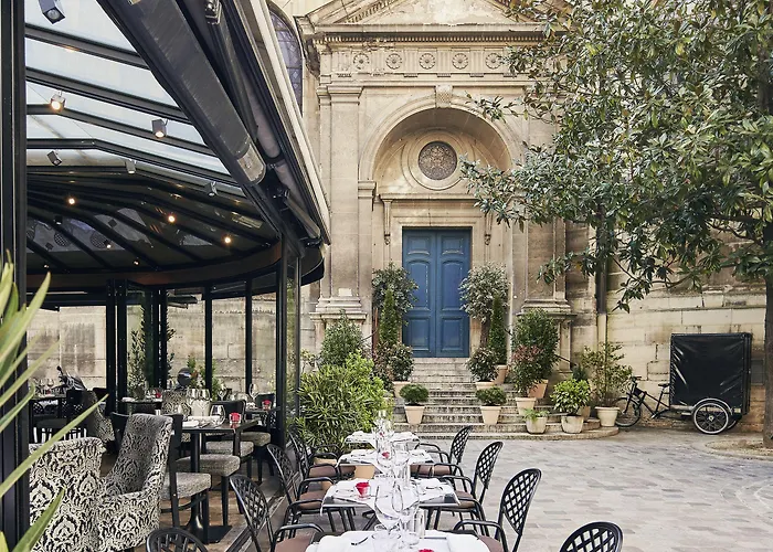 ルーメン ルーヴル ホテル