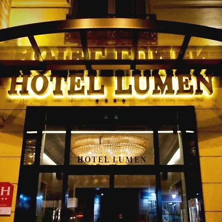 Lumen Louvre Hotel