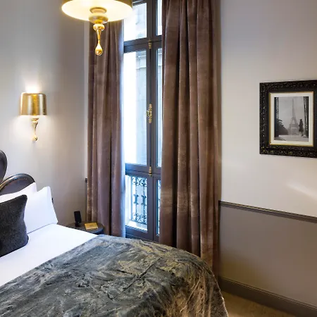 Lumen Louvre Hotel 4*