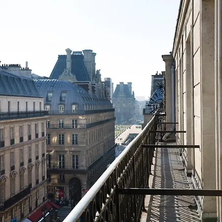 Hotel Lumen Louvre Paris