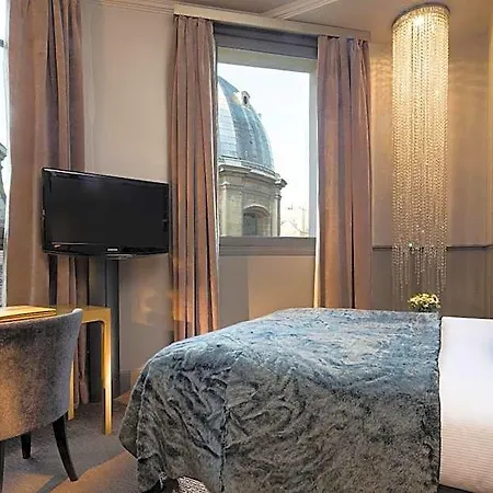 Lumen Louvre Hotel 4*