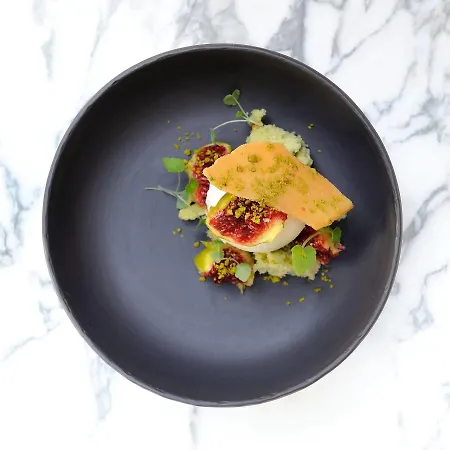 Lumen Louvre Hotel 4*