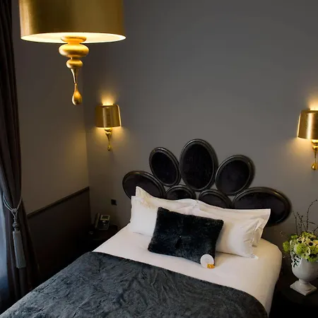 Hotel Lumen Louvre Paris