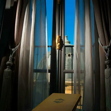 Hotel Lumen Louvre 4*