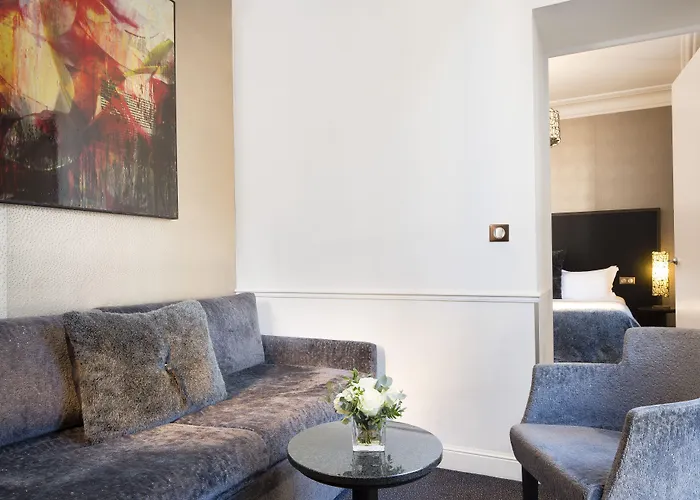 لومن لوفر فندق 4*