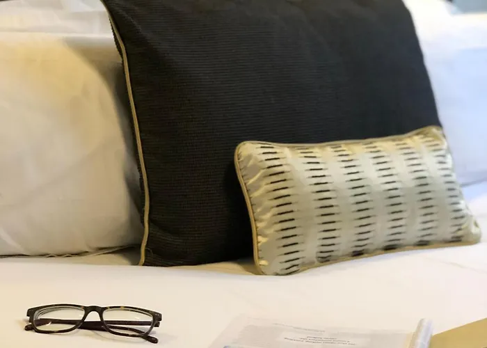 لومن لوفر فندق باريس