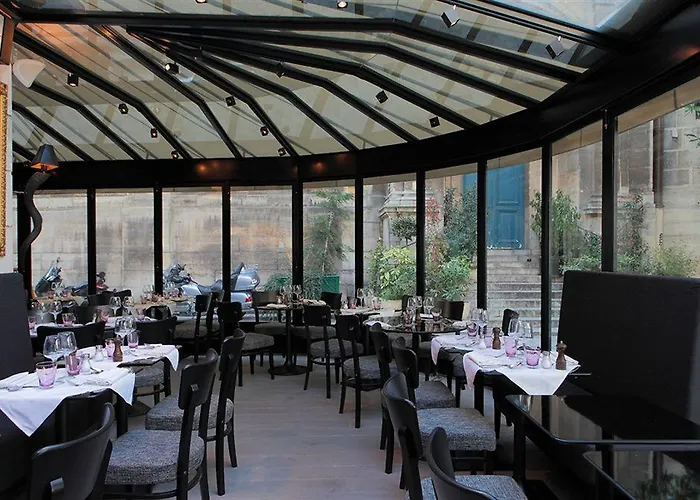 Lumen Louvre 4* Paris