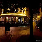 Lumen Louvre Hotel