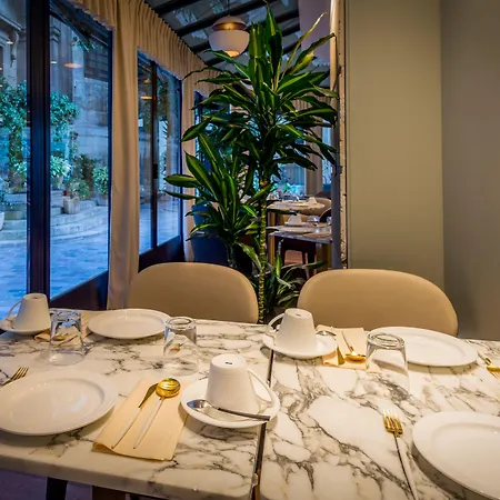 Отель Lumen Louvre 4*