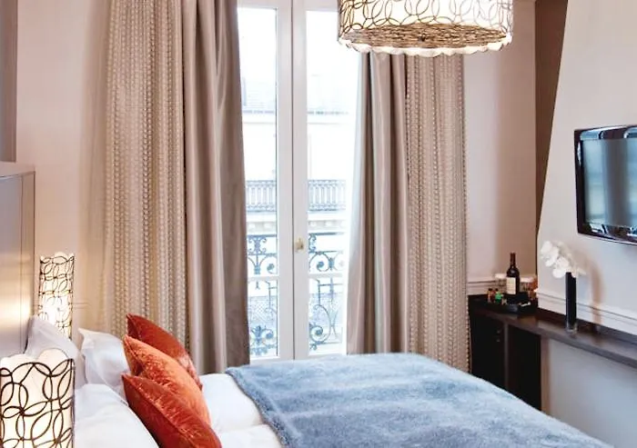 Hotel Lumen Louvre Paryż