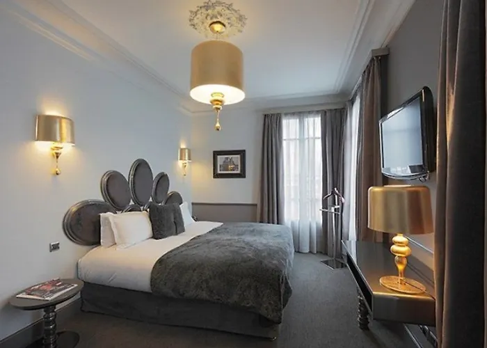 Hotel Lumen Louvre Paryż