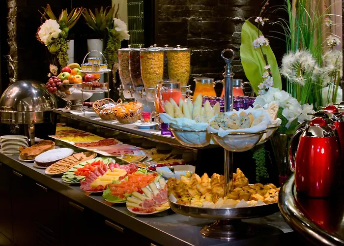 Lumen Louvre Hotel 4*