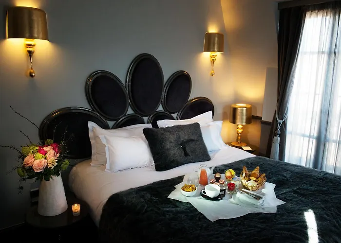 Hotel Lumen Louvre Paryż